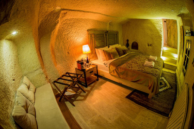 Premier Cave Suite