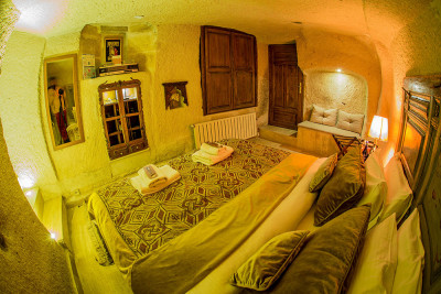 Premier Cave Suite