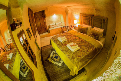 Premier Cave Suite